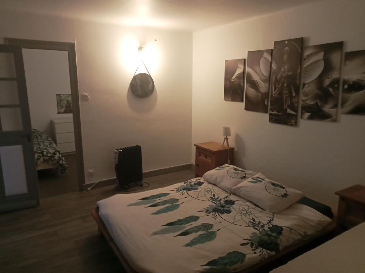Eco Domaine 12Hectares Meuble Pour 6 Personnes Apartment Plouray ภายนอก รูปภาพ